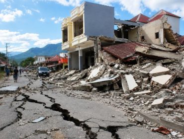 Dampak gempa