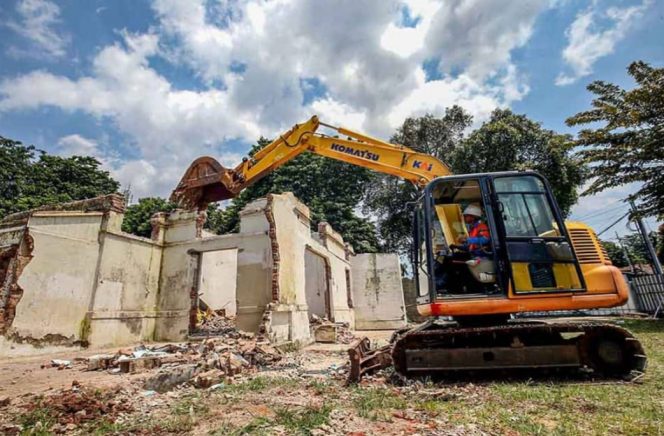 
 Istimewa