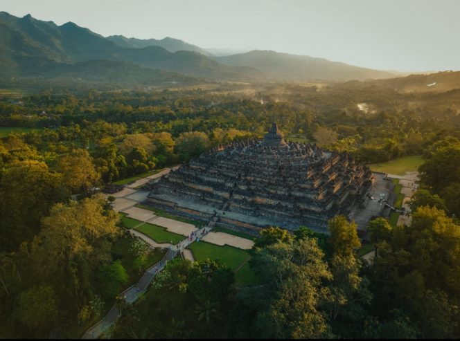 
 Wisata Borobudur