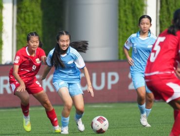 Pesepakbola wanita Indonesia