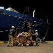 Kapal KM Tidar di  Pelabuhan Maumere