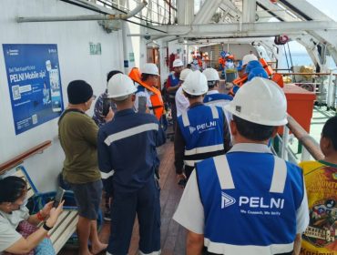 Safety training di atas kapal