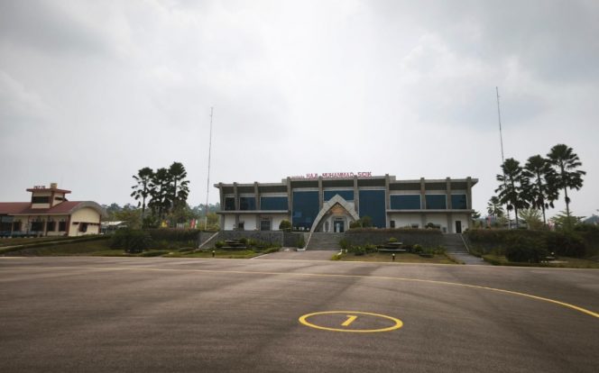 
 Salah satu bandara di Kalimantan