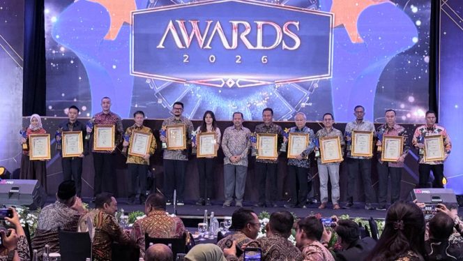 
 EAZI Percepat Layanan Logistik Nasional, Terminal Teluk Lamong Sabet Radar Surabaya Awards 2026