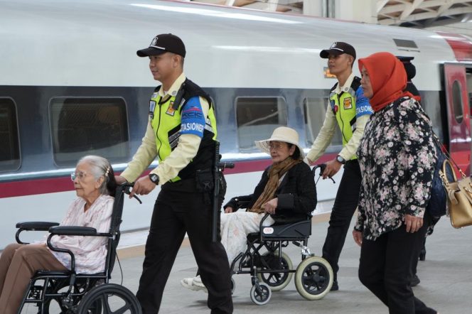 
 KCIC Catat 24 Ribu Penumpang Prioritas Whoosh, Layanan Pendampingan Terus Diperkuat