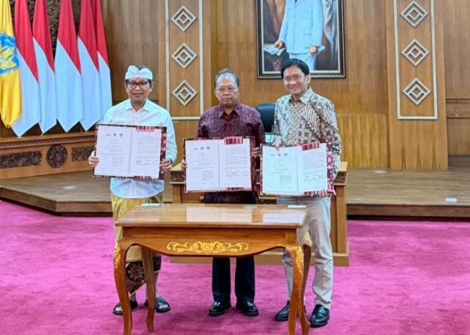 
 KAI bersama Pemprov Bali dan Pemkab Badung menandatangani kesepakatan pengembangan perkeretaapian di Bali, Selasa (1/9/2026).