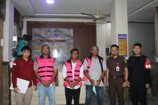 
 Kejaksaan Negeri Langsa Laksanakan   ‎TAHAP II Perkara Dugaan Tindak Pidana Korupsi Pembagunan   ‎Jembatan Kawasan Wisata Hutan MANGROVE  ‎