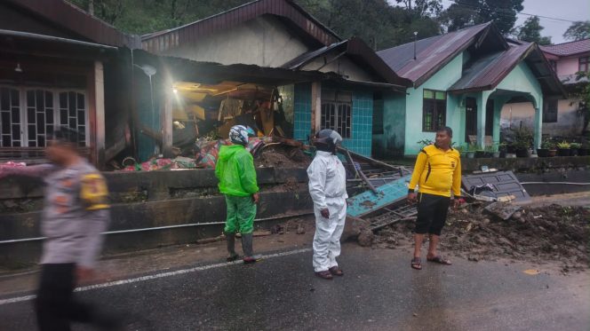 
 Belum Genap Setahun Pasca-Tragedi 2025, Longsor Silih Nara Tewaskan Anak 9 Tahun: Desakan Mendesak Intervensi Sistemik dari Pemerintah Pusat