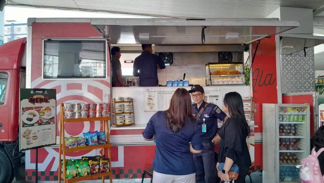
 KAI Mini Fair di Stasiun Tugu, Loko Food Truck Sajikan Kuliner untuk Teman Perjalanan