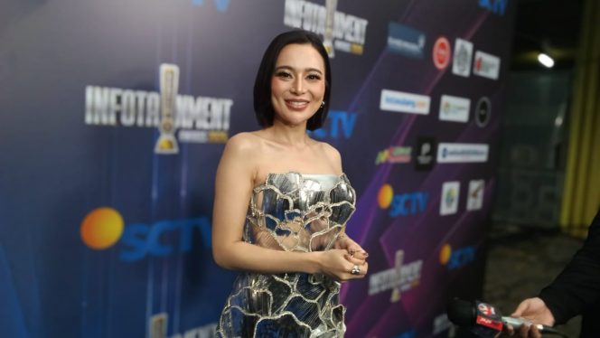 
 Vika Salim Tak Kejar Pernikahan Mewah, Pilih Selesaikan Rumah Sebelum Ijab Kabul