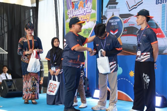 
 KAI-KCIC Ajak 607 Anak Panti Asuhan Menjajal Kereta Cepat Whoosh