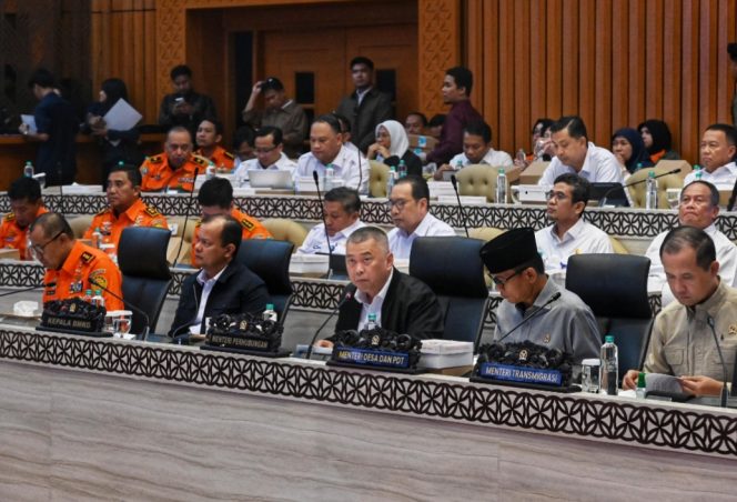 
 Menhub Dudy di Gedung DPR
