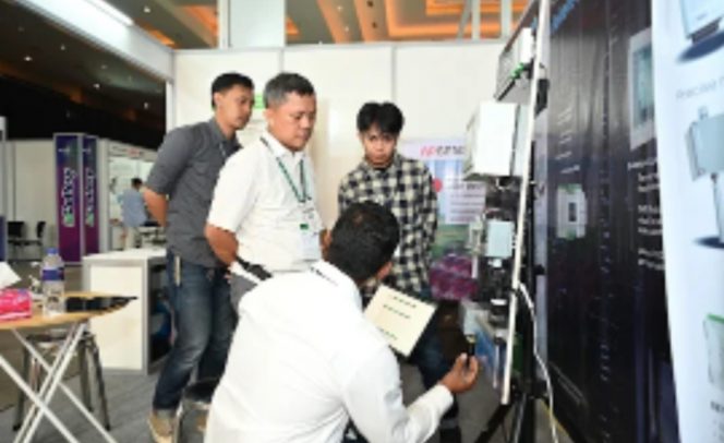 
 Pameran di JiExpo
