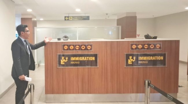 Area Imigrasi Terminal Keberangkatan Internasional Bandara Husein
