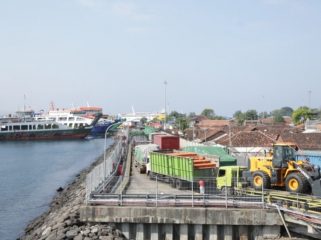Suasana di Pelabuhan Ketapang