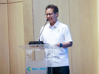 Menkes Budi