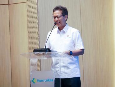 Menkes Budi