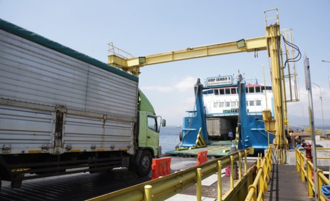 
 Layanan di Pelabuhan Ketapang