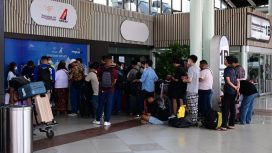 Penumpang di Bandara Soetta