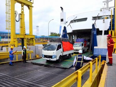 Layanan di Pelabuhan Penyeberangan Ketapang