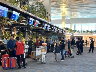 Penumpang Garuda di Terminal 3 Bandara Soetta