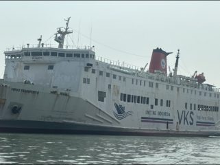 Kapal feri Virgo Transport 8