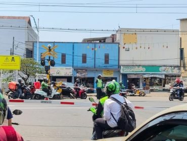 Perlintasan sebidang di Pasar Minggu