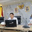 Dirjen Hubdat (tengah)