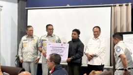 Penyerahan asuransi Jasa Raharja didampingi Wamenhub