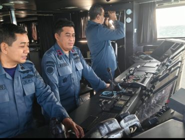 Petugas di kapal negara