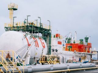 LNG di Benoa
