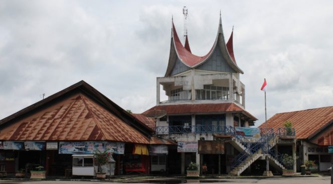 
 Operasional AKAP di Terminal Tipe A Bareh Solok Tetap Berjalan Normal Pascabanjir