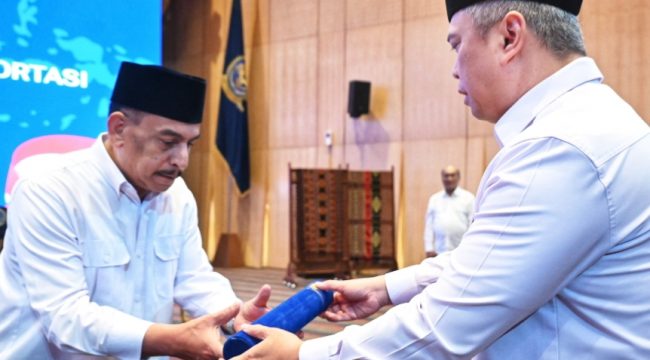 Menhub Dudy dan Ketua KNKT Ahmad