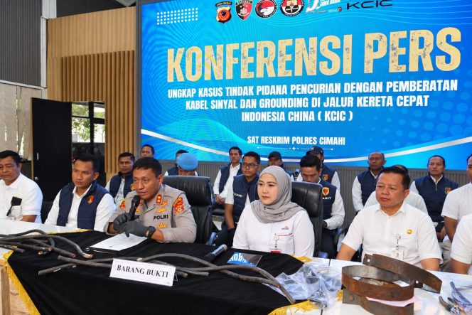 
 Pencuri Kabel Whoosh Berhasil Ditangkap, KCIC: Aksinya Bisa Membahayakan Keselamatan Perjalanan