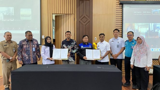 
 Penandatanganan antara KDMP Bumatik ikan lele dan tilapia dengan SPPG di Kota Semarang. (Ist)
