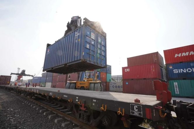 
 KAI Angkut 50,75 Juta Ton Barang hingga September 2026, Angkutan Nonbatu Bara Tumbuh