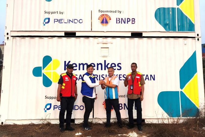 
 Pelindo Dukung Penanganan Bencana Melalui Fasilitasi Pengiriman Kontainer Pelayanan Kesehatan di NTT