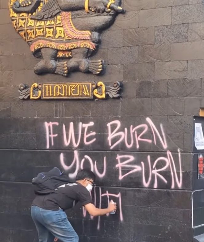 
 Demonstrasi AMSR di Semarang Disertai Aksi Vandalisme