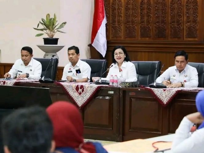 
 Walikota Semarang Sikapi Protes Padat dan Ribetnya Kegiatan PKK 