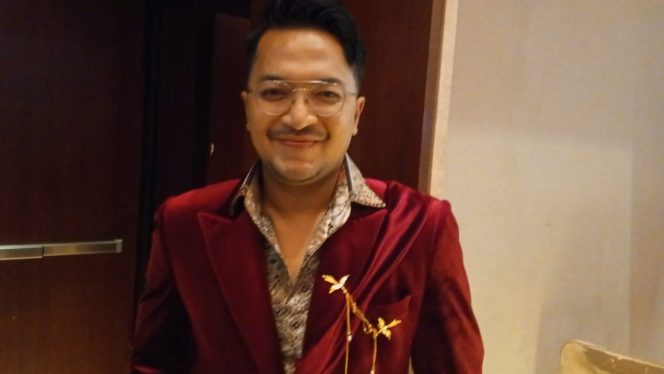 
 Ihsan Tarore Akui Sempat Khawatir Perankan Ustaz dalam Film Rambut Sewu, Satu Langkah Getih