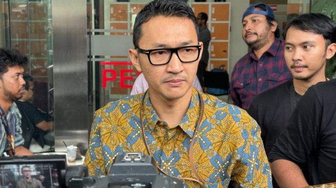 
 KPK Dalami Dugaan Korupsi Rp17 Miliar di Pemkab Bogor, Rudy Susmanto Turut Diperiksa