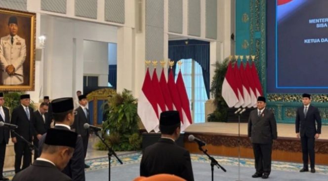 
 Presiden Prabowo Lantik Suyudi Ario Seto, Tongkat Komando Polri Berpindah