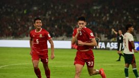 Justin Hubner (23) sukses merobek gawang Bangladesh di menit 45+1. Laga berkesudahan 9-2 bagi TImnas Indonesia, di Stadion Utama Gelora Bung Karno, pada Kamis ( 1/10/2026).