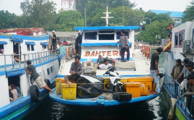 
 Angkutan laut di Jakarta