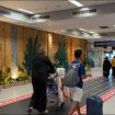 Penumpang di Bandara Lombok