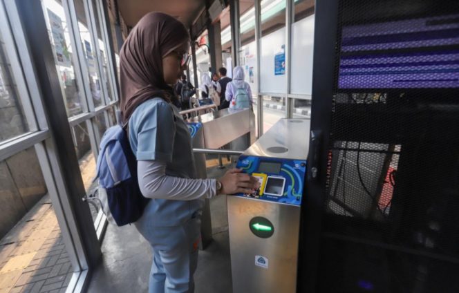 
 Tarif TransJakarta Disesuaikan 2027