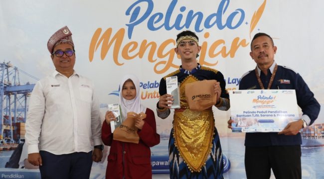 Dirut PTP Nonpetikemas dalam Pelindo Mengajar di Mempawah