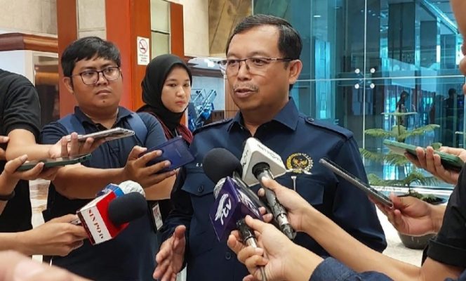 
 Demokrat Belum Bersikap Soal Pemakzulan Gibran, Soliditas Koalisi Prabowo Jadi Sorotan