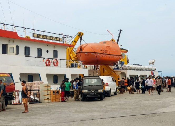 
 Pelabuhan di Papua