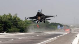 Pesawat tempur milik TNI AU